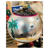 TR - Vintage and Contemporary Christmas Decor Collection with Santa Figures and Tree