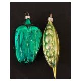 S - Set of 2 Glass Vegetable Christmas Ornaments