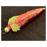 S - Set of 3 Glass Vegetable Ornaments Carrot and Pickles