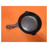Cast Iron Pans & Pot
