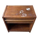O - Pair of Vintage Lane Furniture Side Tables