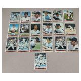 MB - Collection of 15 Vintage New York Yankees Baseball Cards