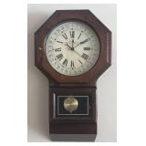 LL  - Beautiful Vintage Bulova Calendar Wall Clock