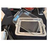 P - Kitchenware and Small Appliance Set with Cookbooks and Baking Pans