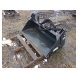 Wolverine 46" Mini Skid 4 In 1 Bucket (UNUSED)