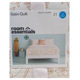 Room Essentials - Full/Queen Satin Quilt  86in x 90in