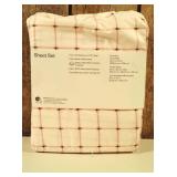 Room Essentials - Queen Microfiber Sheet Set Pink Grid