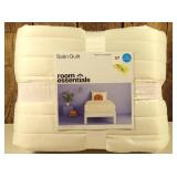 Room Essentials - Satin Quilt, Twin/XL Twin