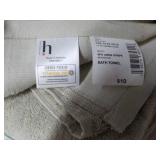 Home Expressions Rug 24 x 38" flaw ...