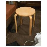 18" Wood Stool