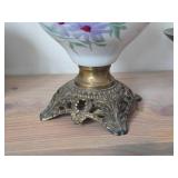 17 1/2" Floral theme Victorian Oil Lamp