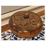 Vintage Floral Motif pattern Hand Carved Wooden Round Trinket Box with Lid