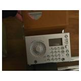 Grundin World Receiver - FM-Stereo/MW/SW1/SW2