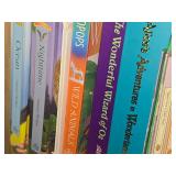 Lot of (1 Shelf) - Ocean, Wild Animals, Wizard of Oz, Pop Up Book Hungry Caterer, Ladybird Tales, Books