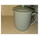 Lot of (10) Chinese Celadon Tea Cup with (5) Lids