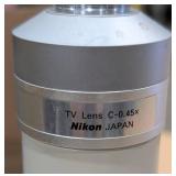 Nikon SMZ-2T (597111) Zoom Stereomicroscope with C-0.45x TV Lens and Transillumination Base