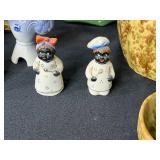 Mixed Lot of Vintage Pottery Kitchenware and Figurines - inc pc of signed pottery