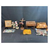 Native American Art and Vintage Collectibles Lot: Sand Art, Kachina Dolls, Ashtray, Old View-Master Reels, Stereoscope