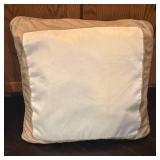 LL  - Set of 3 Amazing Accent Pillows