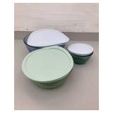 Pyrex Assorted Glass Mixing Bowls (6 pieces)