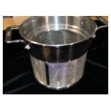 All Clad Stainless Stock Pot and Strainer