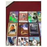 (30) Greg Maddux Cards