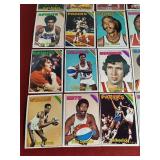 (40) 1975-76 Topps Basketball Cards