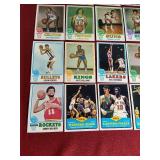(40) 1973-74 Topps Basketball Cards - Higher Grade