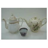 vintage Victoria coffee pot, Vintage Heinrich teapot