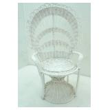 White Wicker Peacock Chair for Dolls
