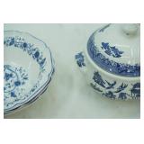 Churchill Blue Willow Covered Casserole Dish, Hankook "Seine Blue Onion" Pattern Serving Bowls