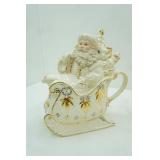 Lenox Florentine & Pearl Santa Teapot. 24K Gold Accents and Faux Pearls