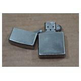 *2* Vintage Lighters