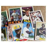 Topps Baseball Cards - Approx 600 Cards - Vintage Card Lot