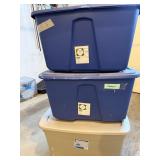 2-Blue 32 Gallon & 30-Gallon Tan Totes