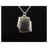 .925 Sterling Silver Primitive Rich Carnelian Pendant Necklace