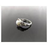 .925 Sterling Silver Pearl Ring Size 5.75
