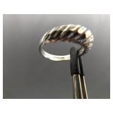 .925 Sterling Silver Styled Band Ring Size 6.75