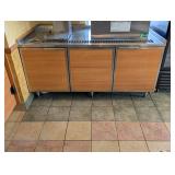 COMMERCIAL BEVERAGE STAND