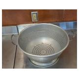 COMMERCIAL STAINLESS STEEL OVERSIZED FOODSTRAINER