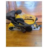 Dewalt 4" Belt Sander