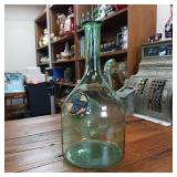 Exquisite Well Made Hand Blown Glass  Wine Decanter  13 inches tall