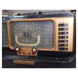 Zenith Vintage Working Radio with 2 Extra Tubes and Case  Corded  Trans Oceanic  17 inches wide by 11 inches