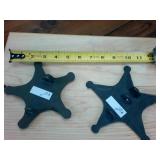 2 Cast Iron Veteran Markers