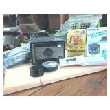 Vintage Camera and accessories  Kodak  GE Flash Cubes