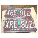 Vintage Matching Missouri License Plates -  Show me state