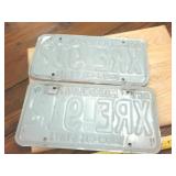 Vintage Matching Missouri License Plates -  Show me state