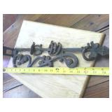 Vintage Ornate Cast Iron Swiveling Sign Holder  Very Cool!