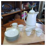 Mettenburg Bavaria  six saucers  four cups and Tea Carafe (10 inches tall) Set -
