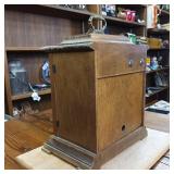 Fine Quality Seth Thomas Vintage Clock made in Germany Two Jewels (with Key) August 1979